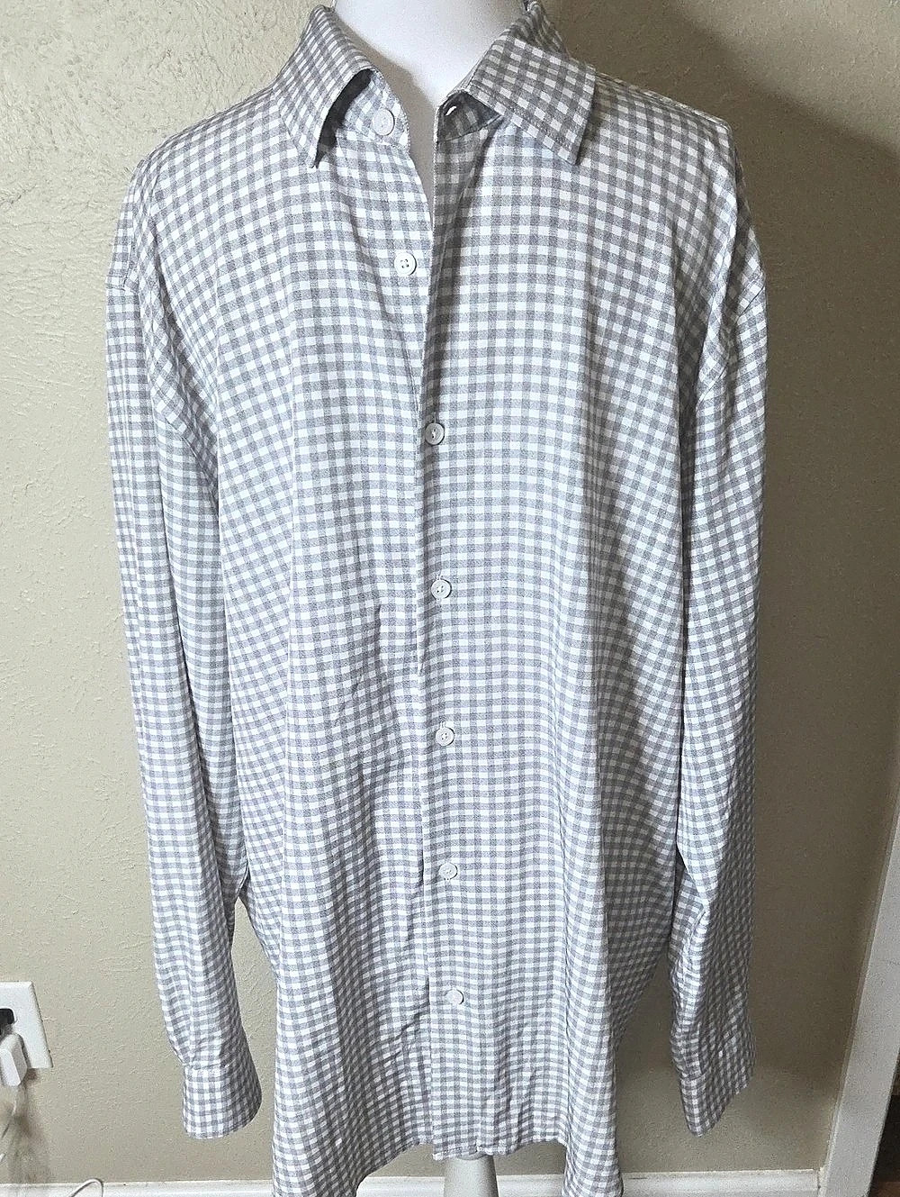 Report Collection X4 Performance Slim Fit Gingham Dress Shirt Size XL Like New
